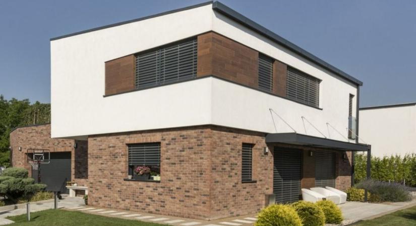 Hogyan spórolhatunk a közüzemi számlákon hosszú távon?