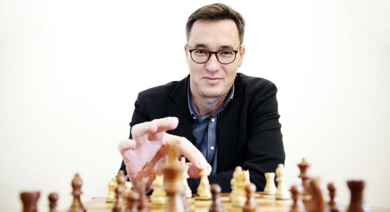 Karácsony Gergely lehetetlen helyzetben találta magát, majd olyat lépett, ami egyértelműen a bukásához vezethet