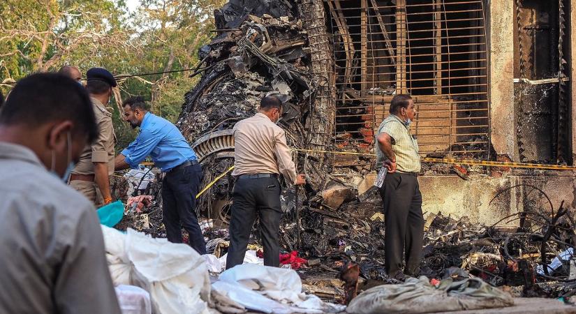 Megtörten vallott az indiai repülőbaleset egyetlen túlélője