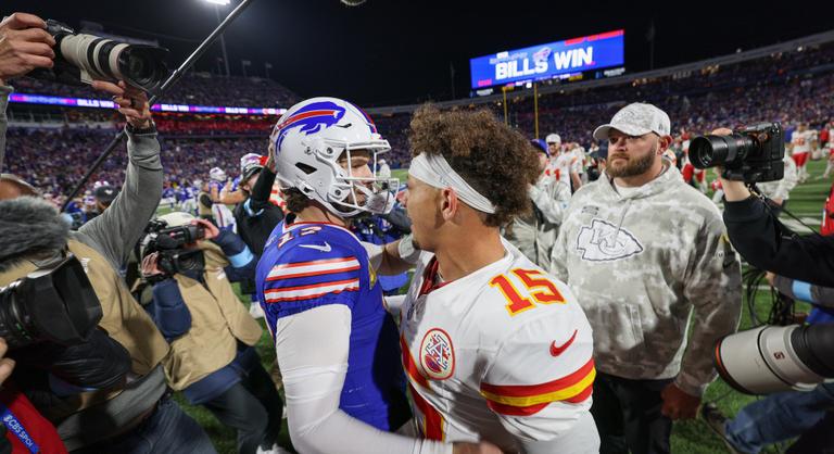 Bajban a tavalyi bajnok és a favorit is, élre állt az elmúlt évek pofozógépe