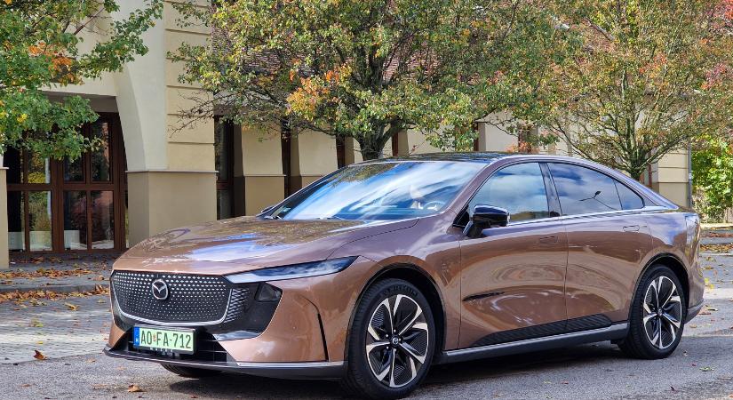 Érkezett valami kínai, Mazda logóval