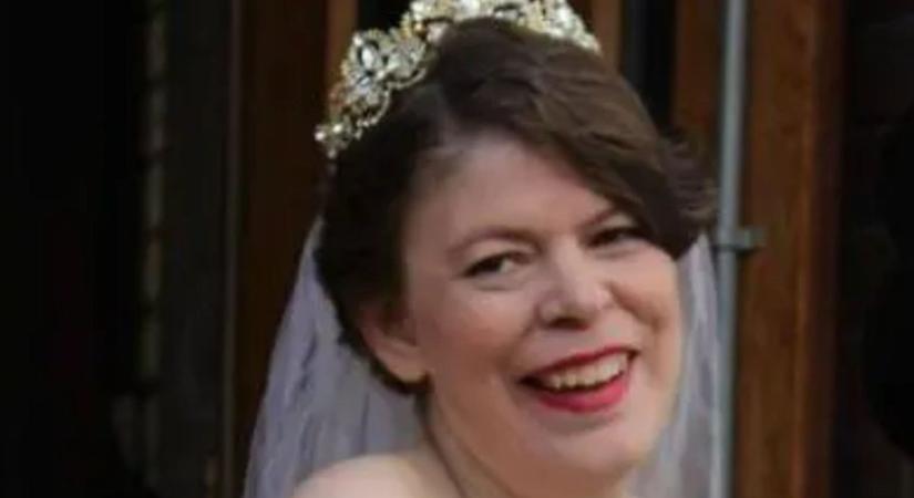 „44 évet vártam, hogy az esküvőm éjszakáján szexelhessek, de sírva végeztem”