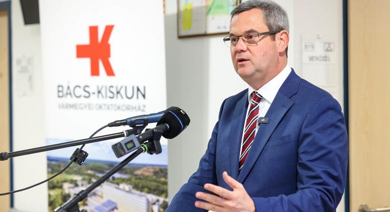Takács Péter bejelentette, hogy elindult az országos diagnosztikai modernizációs program