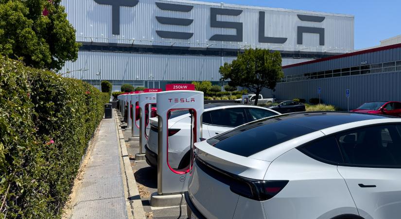 Csütörtökön eldől, marad-e Musk a Teslánál