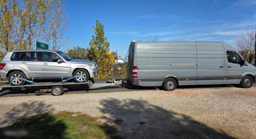 Nem volt ki mind a négy kereke annak a sofőrnek, akit a hajdú-bihari rendőrök kapcsoltak le