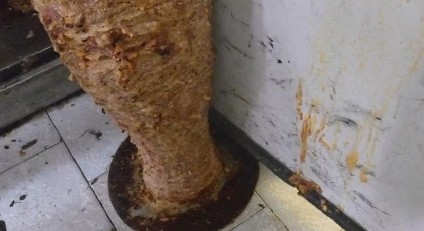 Bajban lehetnek a pécsi gyorséttermek és büfék: óriási vizsgálat kezdődik