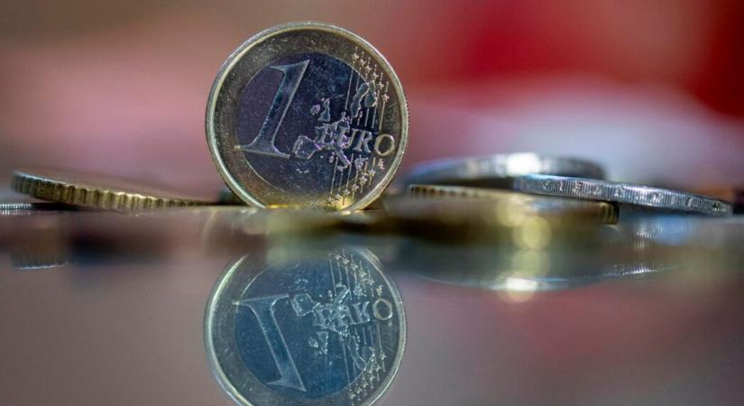 Jócskán megugrott az éves költségvetési hiány