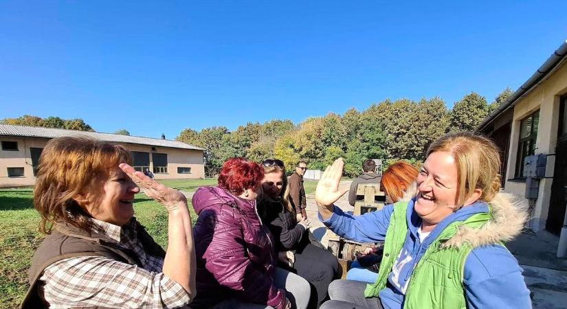 Egészen az erdőig mentek a somogyi tanárok a nyugalomért