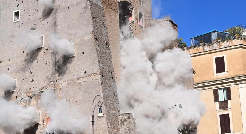 Videón, ahogy összeomlik egy középkori torony Rómában