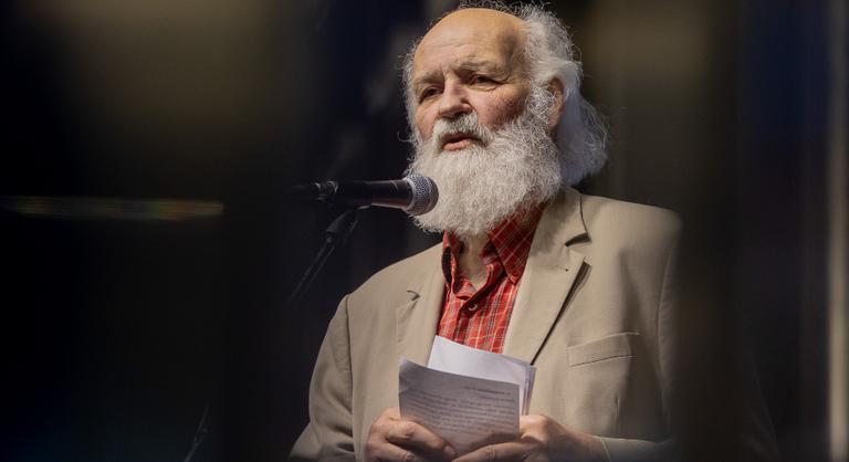 Iványi Gábort és több ellenzéki politikust is bíróság elé állítanak