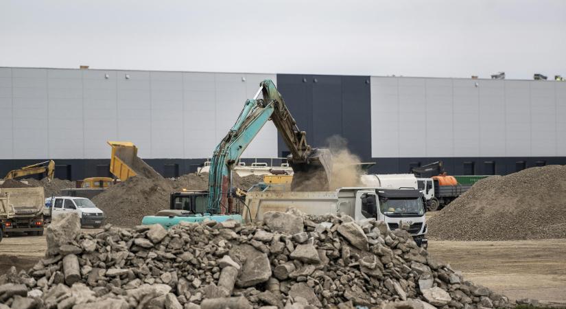 A túlkínálat miatt a bérlők diktálnak az ipari ingatlanok piacán