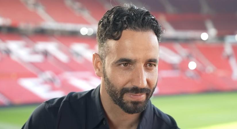 Manchester United, FC Barcelona: közös érdek a brazil csatár klubváltása