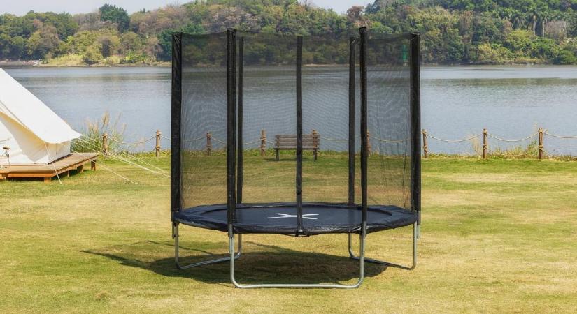 A kamera is felvette, hogy milyen bűnös dolgot tettek a Bujtoson! (fotókkal)