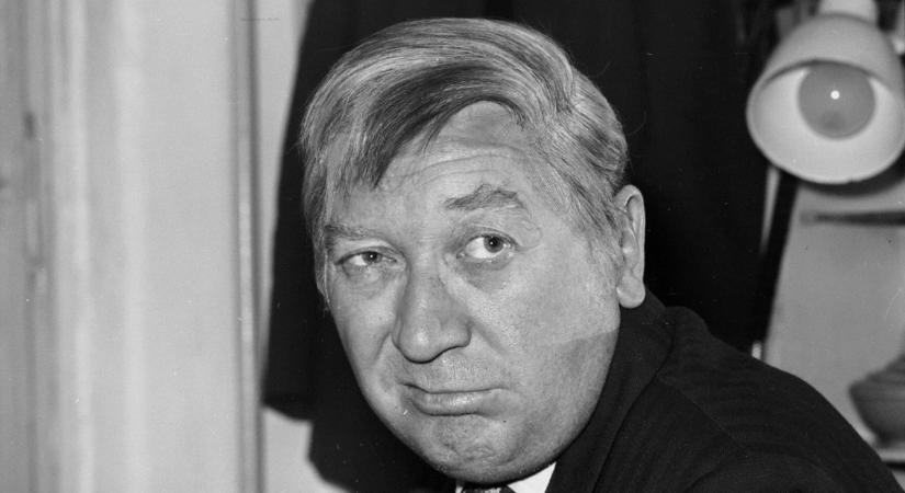 Egy véletlen miatt lett színész Csákányi László, akit apja még papnak szánt