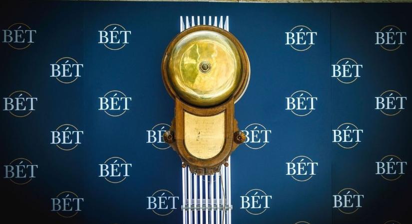 Az OTP újabb csúcsokat vesz be, a Molnál viszont egyre tetemesebb a mínusz