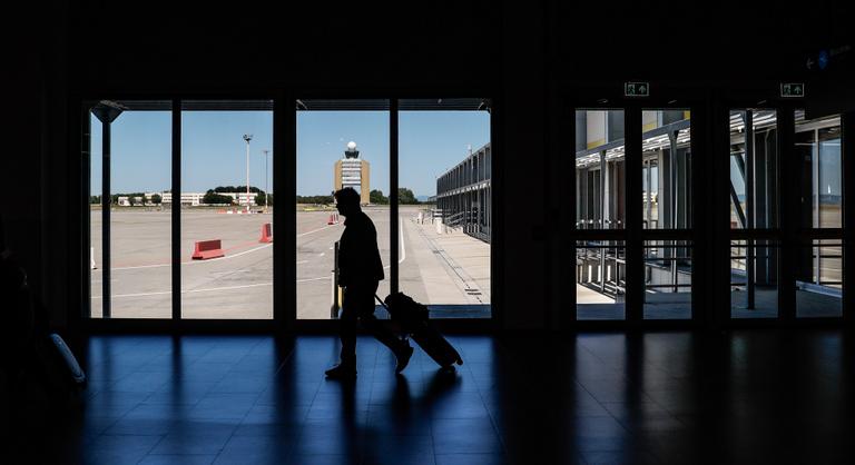 Vége egy korszaknak a repülésben, rossz hírt kaptak a magyarok, a kormány már adóztatja a légitársaságokat
