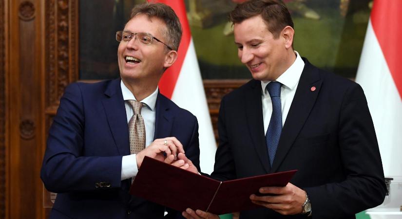 A Nemzeti Múzeum főigazgatója váltja Demeter Szilárdot a Közgyűjteményi Központ élén