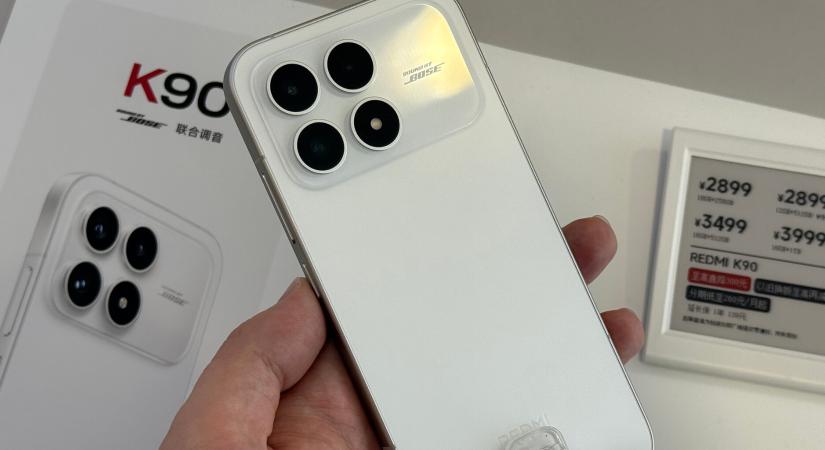 Sok földi jó került a Redmi K90-be is