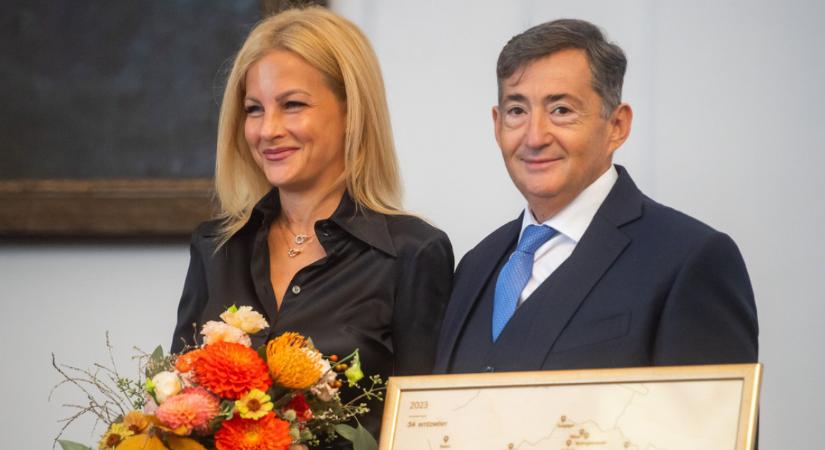 Mészáros Lőrinc és felesége szépen hízlalja közös cégét