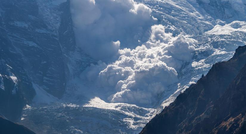 Rettenetes tragédia történt a Himalája alaptáborában