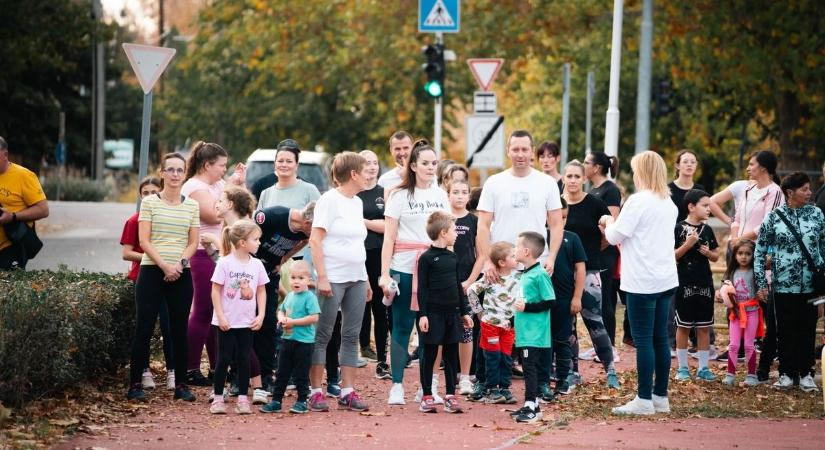 Nem maradtak egyedül: egy város fogott össze a Vágó családért
