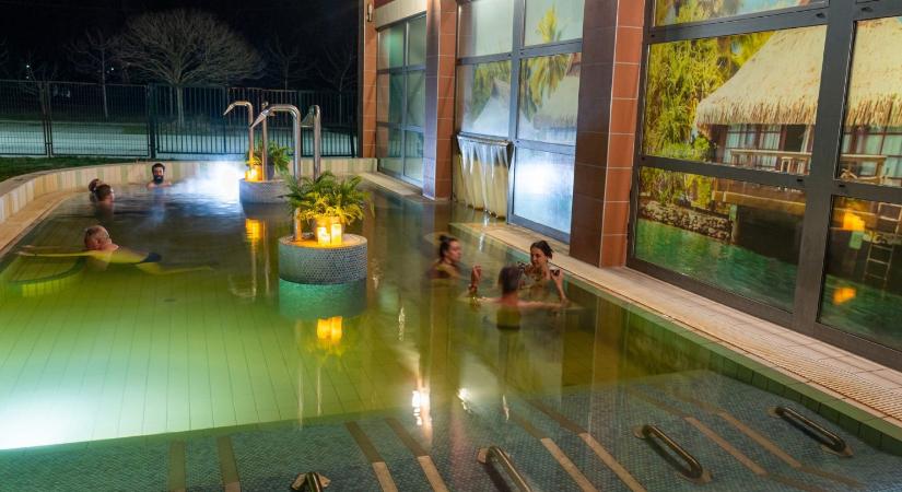 Jó hír a termálfürdőbe járó nyugdíjasoknak: bővült a kedvezményes napok köre