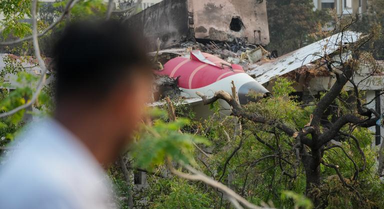 Megrázó vallomást tett a 260 ember életét követelő repülőtragédia egyetlen túlélője