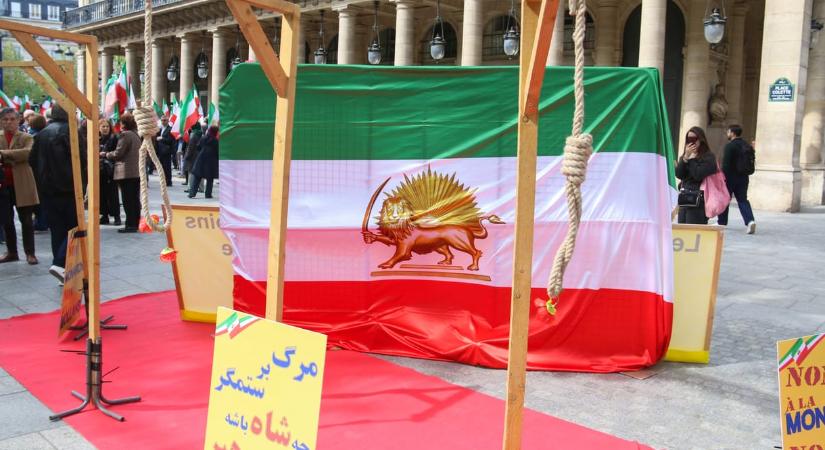 Kivégzés fenyeget egy volt gyerekfeleséget Iránban, hacsak nem fizet vérpénzt a férje családjának