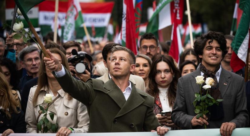 Magyar Péter: Hol volt Orbán Viktor, amikor az orosz hekkerek bejártak a külügyminisztériumba?