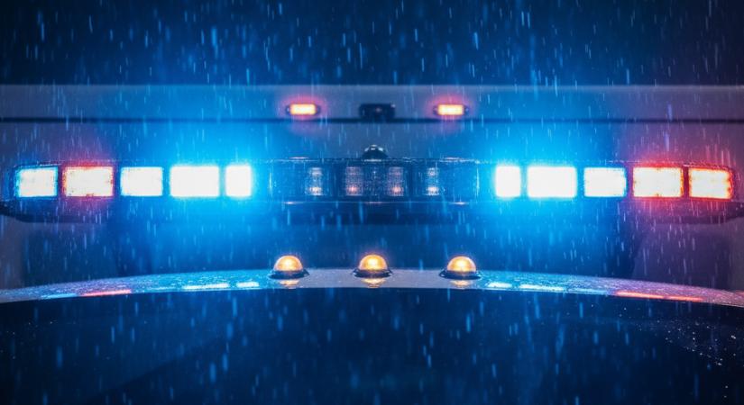 Csattanás az M43-ason – több mint 50 utas érintett a buszbalesetben