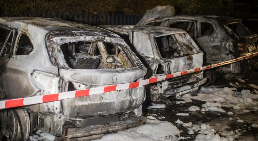 Politikai terrorizmus Németországban? Az Antifa felgyújtotta az AfD-s politikus autóját