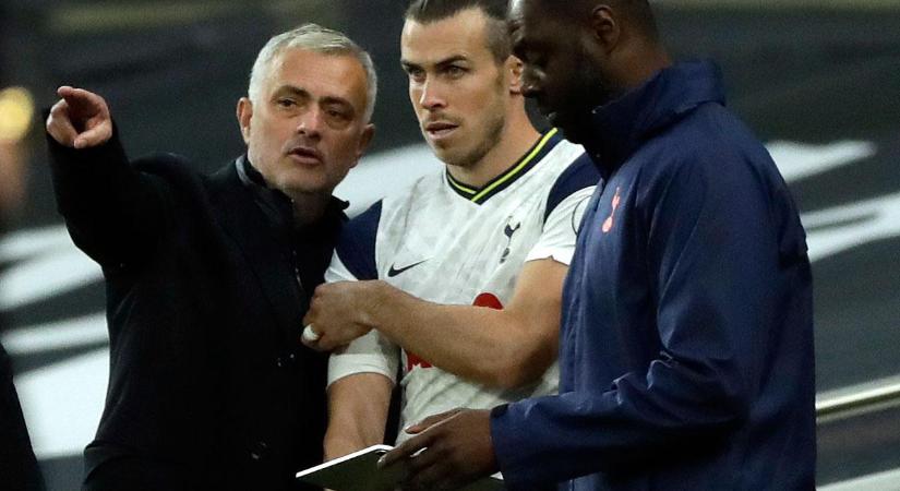 Tottenham: Mourinho „csak úgy” nem állítja be Bale-t