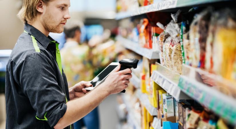 Új netes őrület: órákig fogod nézni ezeket a videókat, pedig csak egy árufeltöltő tölti az ALDI polcait