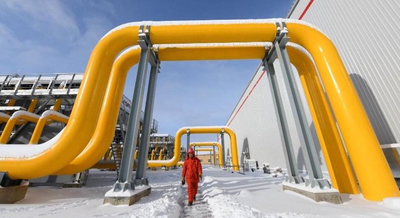 Ezt nem akarta hallani a világ: óriási energetikai megállapodást kötött Oroszország és Kína olajról, gázról, szénről és áramról – közösen építenek atomerőműveket