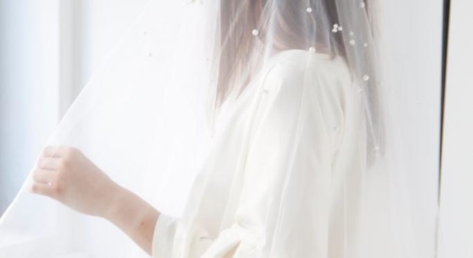 Innovatív esküvői ruhákkal hódít a Celeni