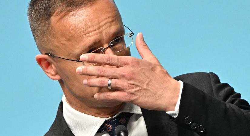 Szijjártó a modern magyar politikatörténet egyik legnagyobb botrányának nevezte a Tisza állítólagos adatszivárgását