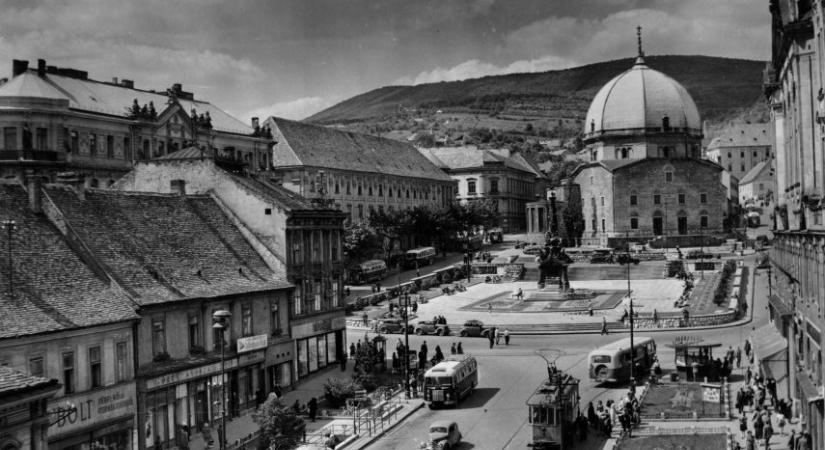 Séta az 1956-os forradalom és szabadságharc pécsi helyszínein