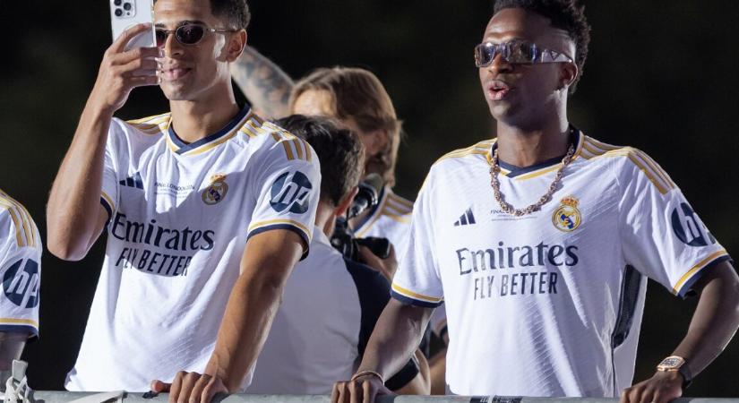 Vinícius Júnior új futballcipőjén egy Barcelona-sztár neve is szerepel