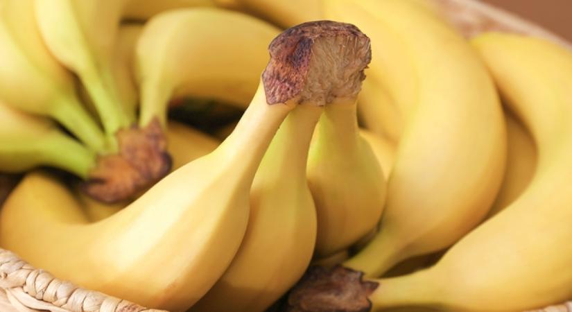 Tilos megenni a banánt, ha így néz ki a héja és a húsa: veszélyes gomba támadhatta meg