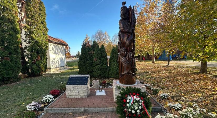 Több köztéri alkotás újult meg Jenőn