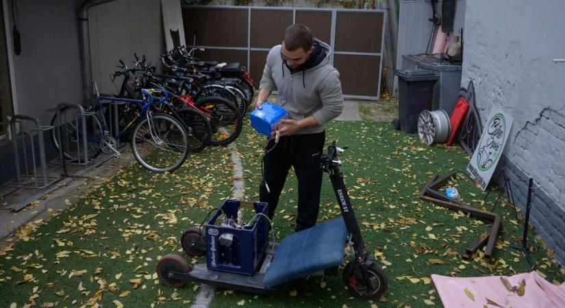Elektromos hokedli hódít Szegeden, egy sörösrekeszből született a város új őrülete