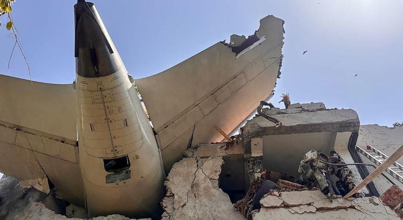 „Isten életet adott nekem, de elvette minden boldogságomat”– ismét megszólalt az Air India légikatasztrófa egyetlen túlélője