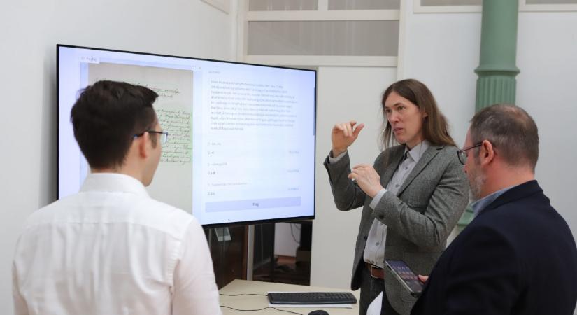 120 millió forintos AI-szervert kapott az ELTE, amivel tudományos és kulturális adatfeldolgozásra képes chatbotokat fejlesztenek majd