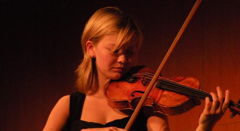 Alina Ibragimova lesz a Fesztivál Akadémia karácsonyi ajándéka