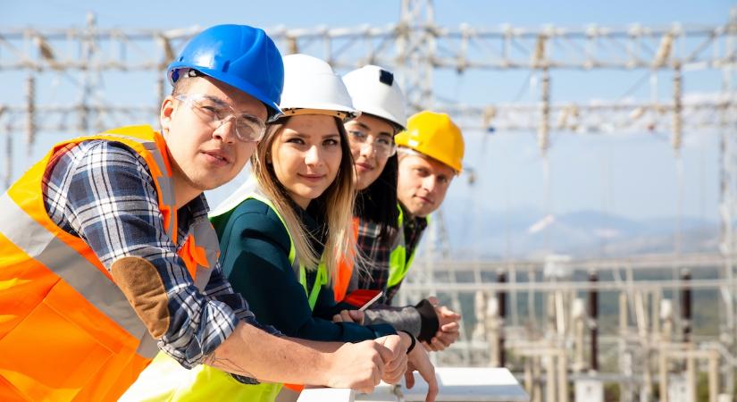 A kormány mindenkinek segít az elhelyezkedésben, aki tud és akar dolgozni