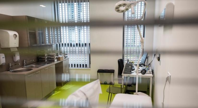 Mattrészegen rendelt egy orvos, közel 4 ezrelék alkohol volt a szervezetében