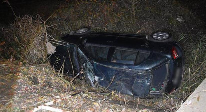 Rendőrök társaságában zárták az autós kalandot a debreceni fiatalok