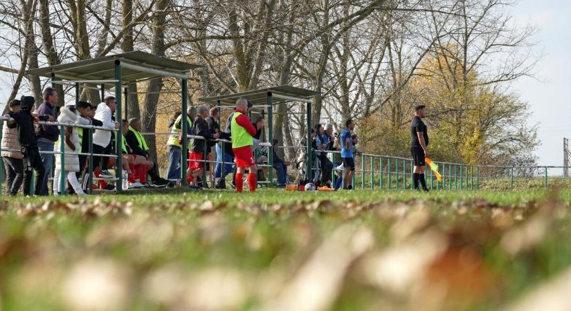 Nem hitték el a szurkolók – emiatt maradt el a mérkőzés