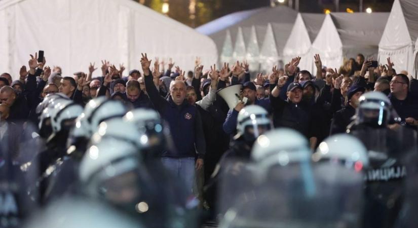 Szerdára mítinget szerveznek a haladók a Ćacilendnél