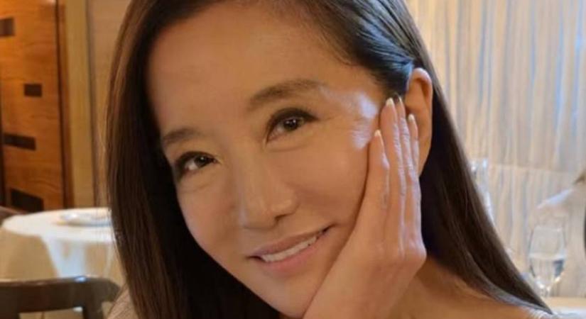 A 75 éves Vera Wang egy szál melltartóban gálázott: Photoshop nélkül így néz ki